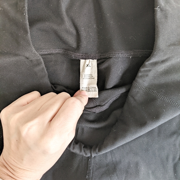Basic Black leggings Size XL - Picture 3 of 5